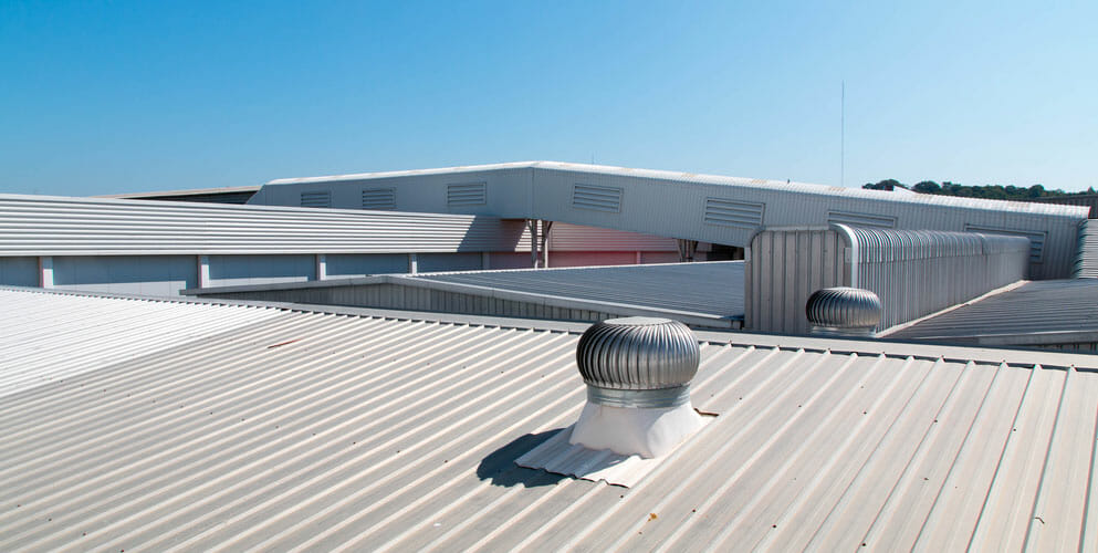 commercial roofing repair and replacement services in Lake County, IL